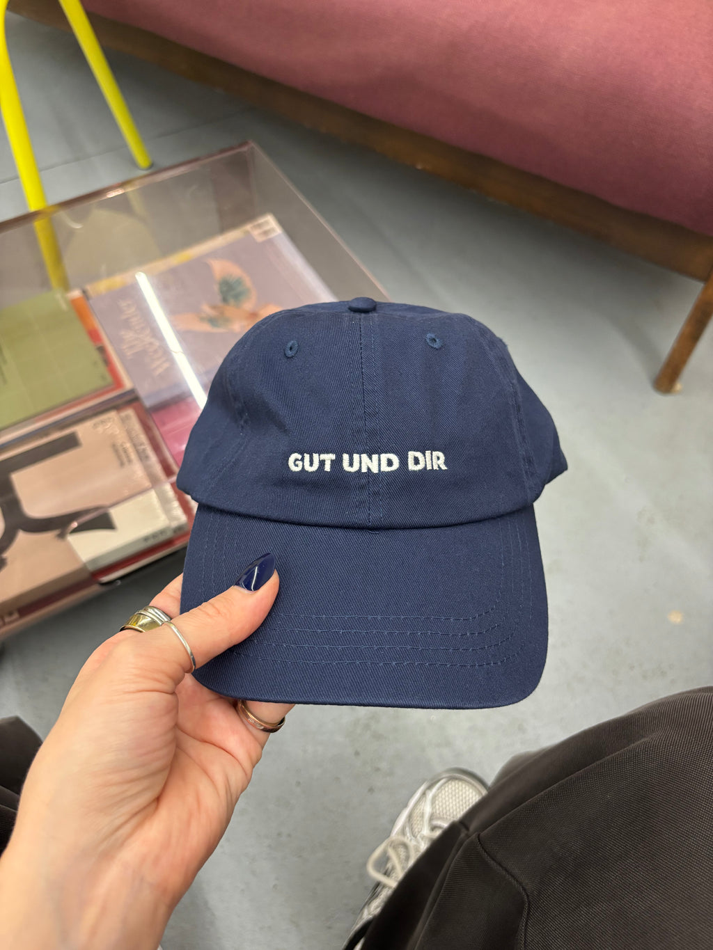 Gut und Dir Cap